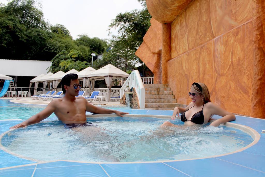 Hotel Bosque *