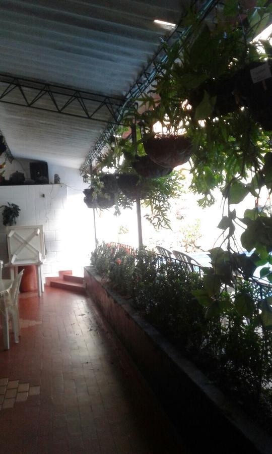 Aqui Me Quedo Melgar