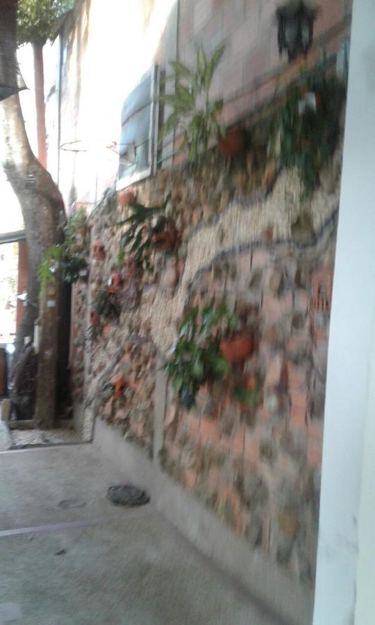 Hotel Aqui Me Quedo Melgar