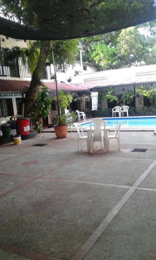 Aqui Me Quedo Melgar