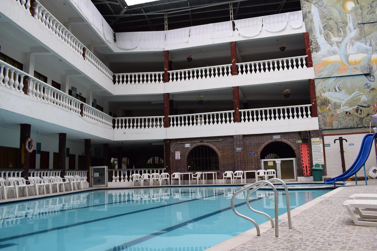 Nuevo Yajaira Hotel *