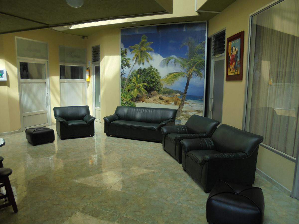 Marux Plaza Hotel Melgar