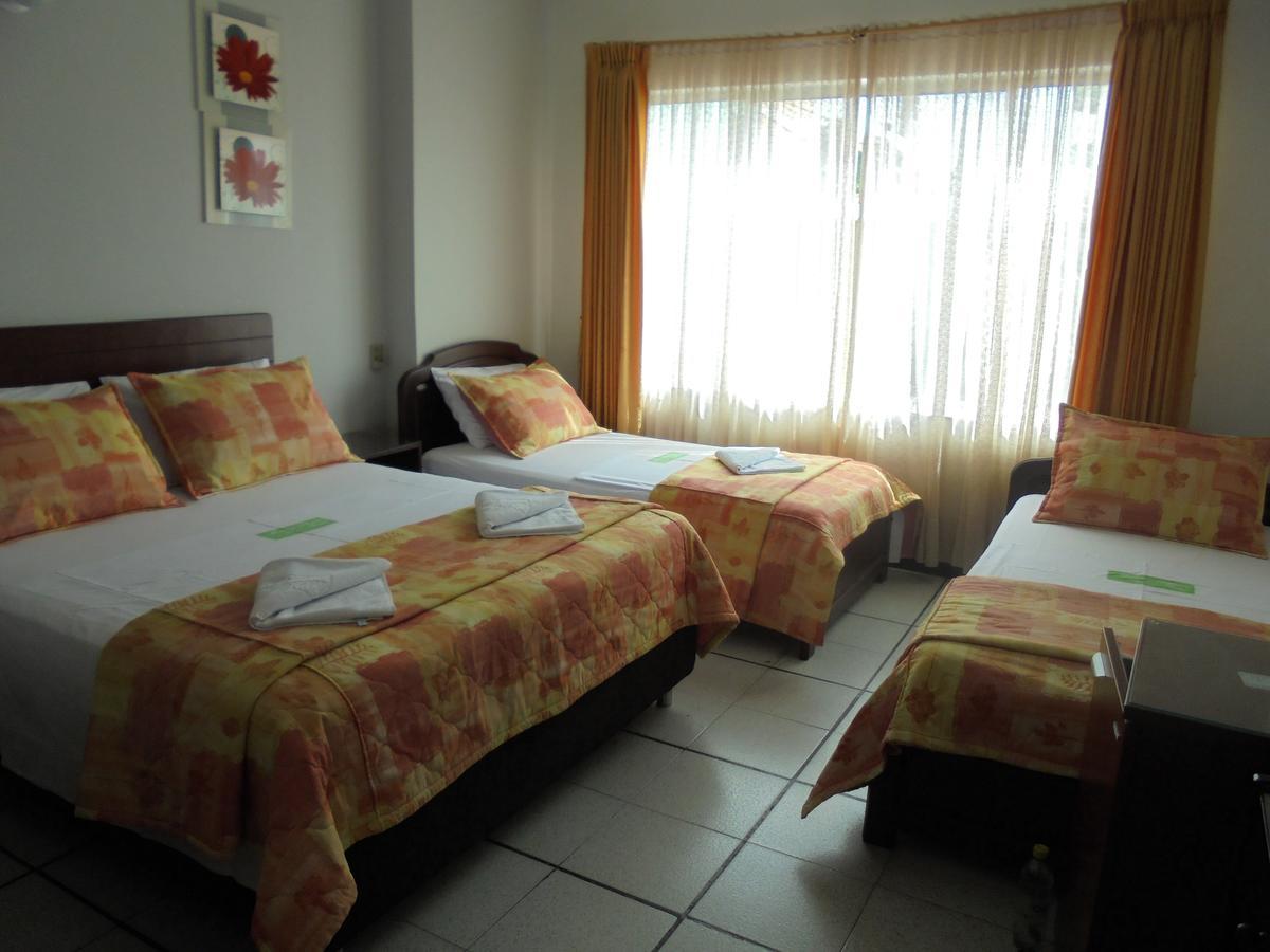 Marux Plaza Hotel
