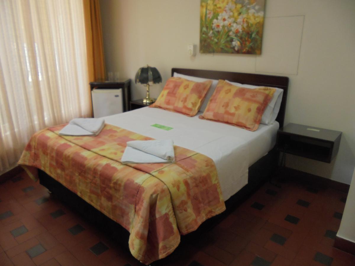 Marux Plaza Hotel Melgar