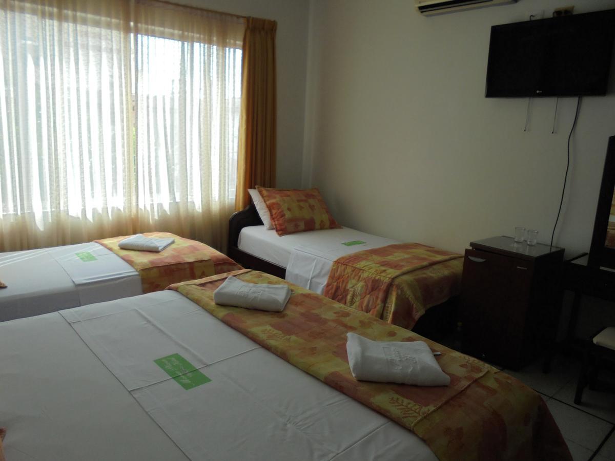 Marux Plaza Hotel