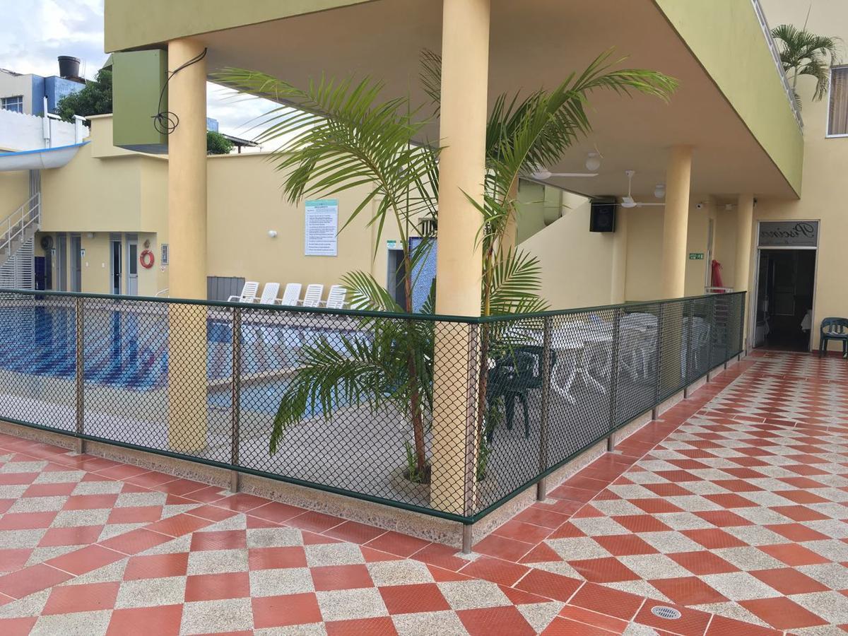Marux Plaza Hotel