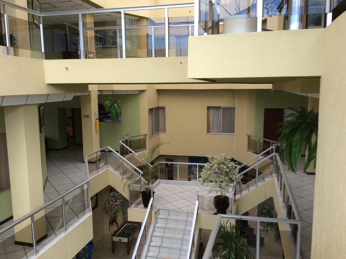 Marux Plaza Hotel 3*