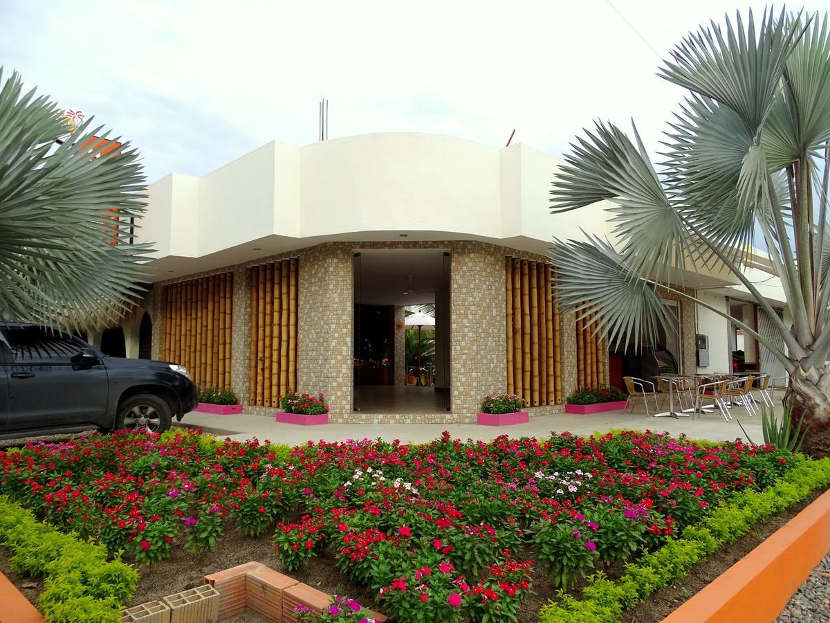 Y Restaurante Hasbleidy Hotel