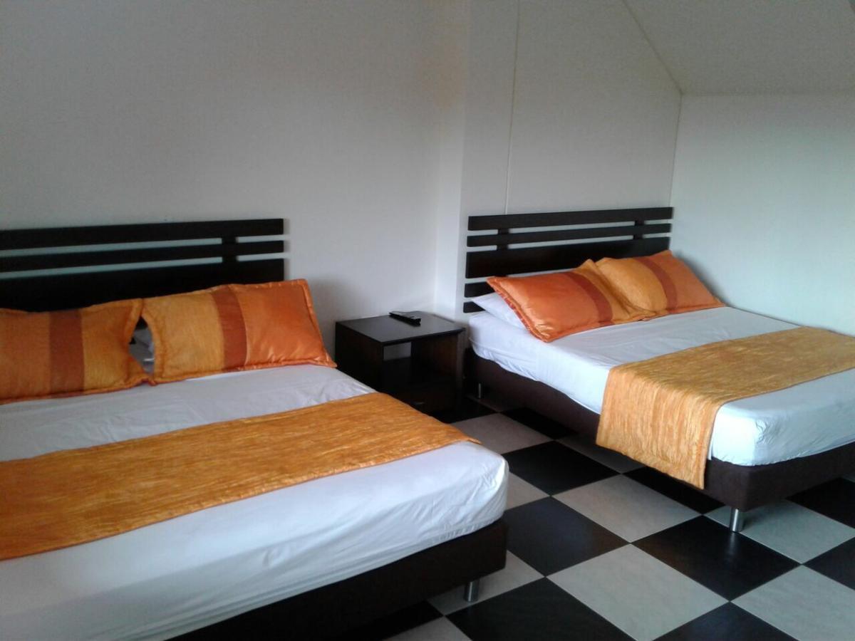 Y Restaurante Hasbleidy Hotel Melgar