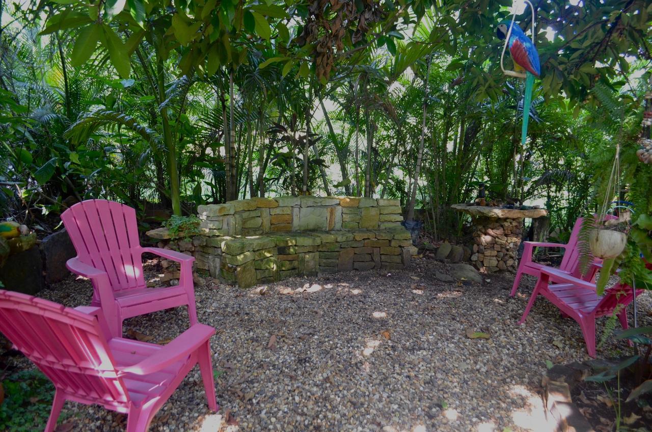 Amanwana Ecofinca Hotel