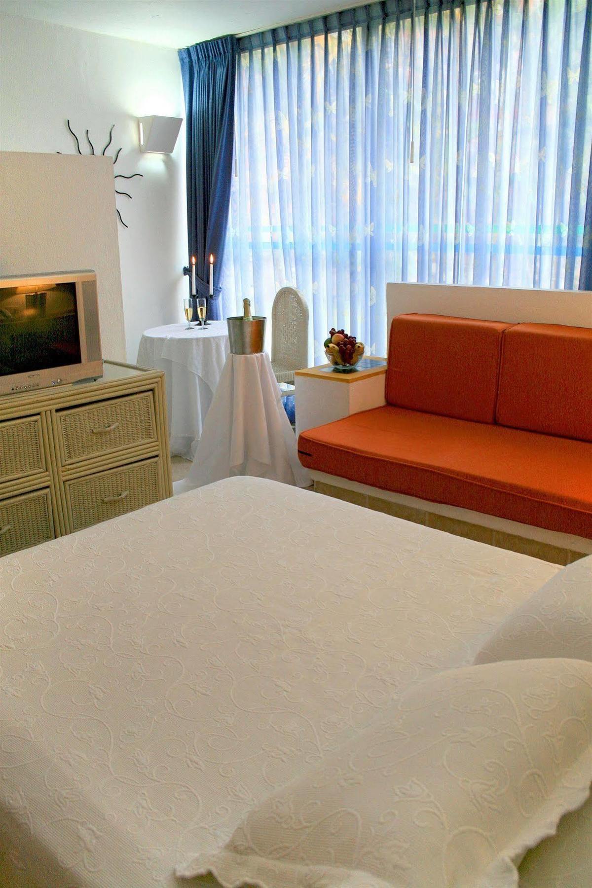 Guadaira Hotel