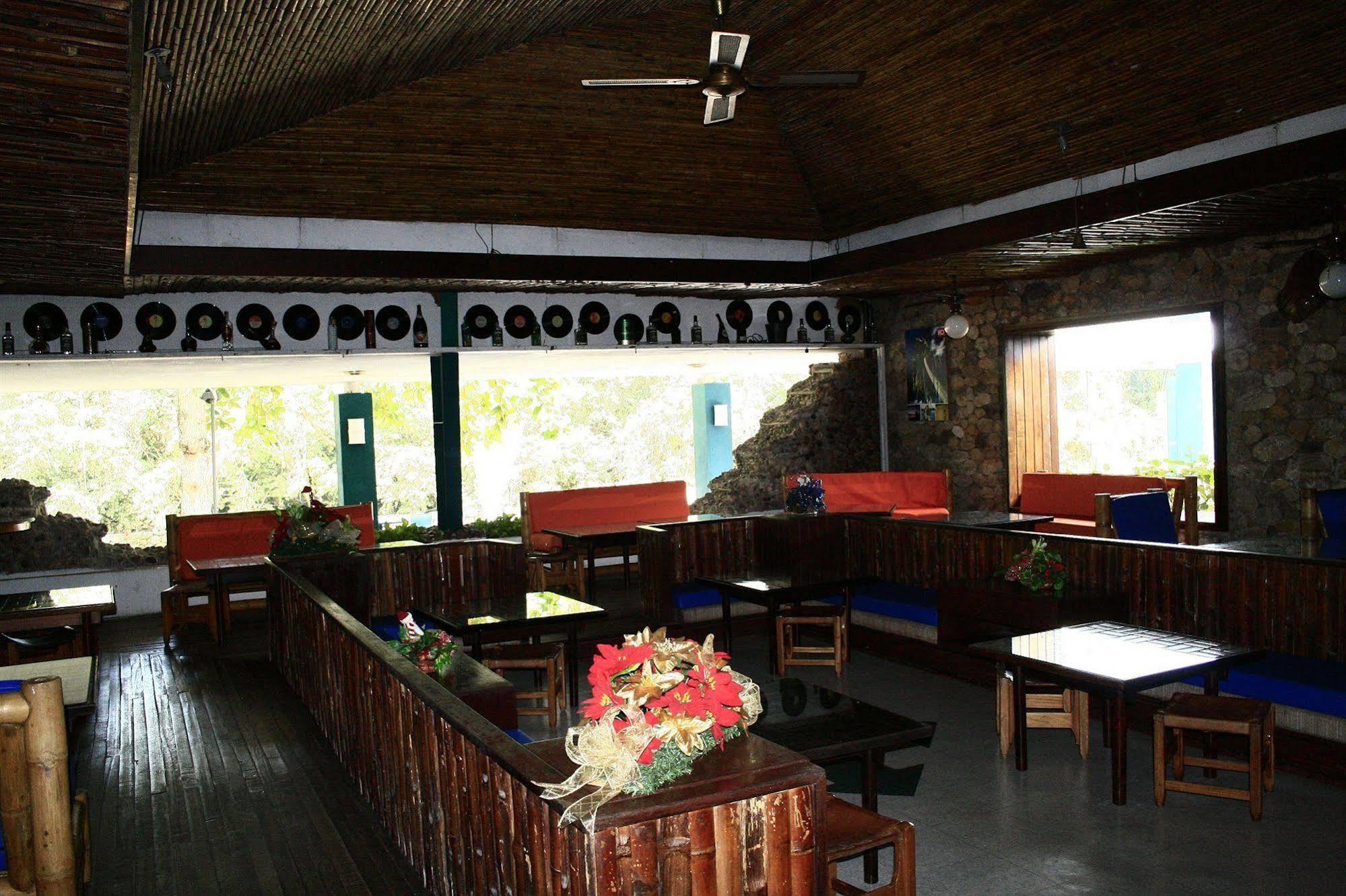 Hotel Guadaira 3*