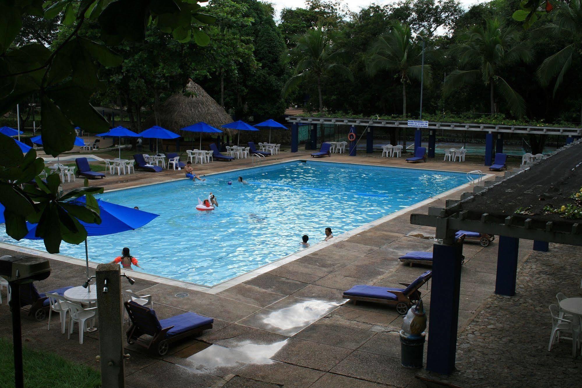 Hotel Guadaira