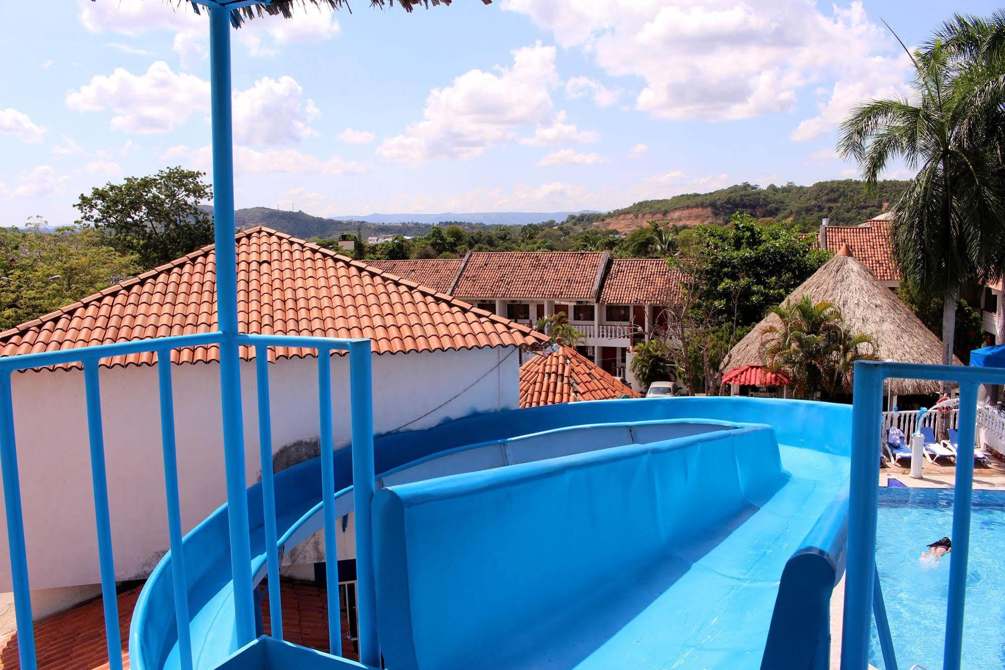 Alborada Hotel 3*