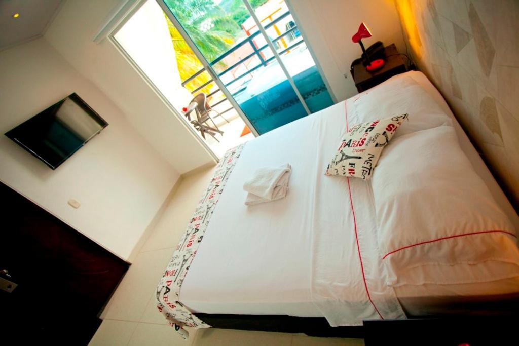 Bora Bora Solo Adultos Hotel