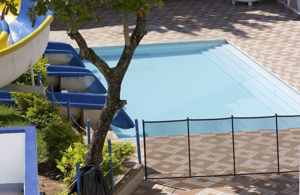 Toboganes De Hotel