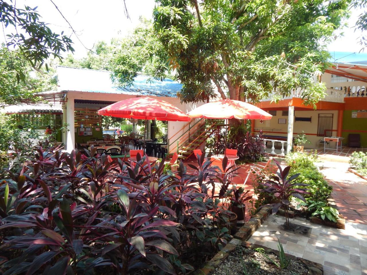 Campestre Luz. * Melgar