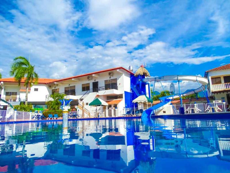 Alborada Hotel 3*