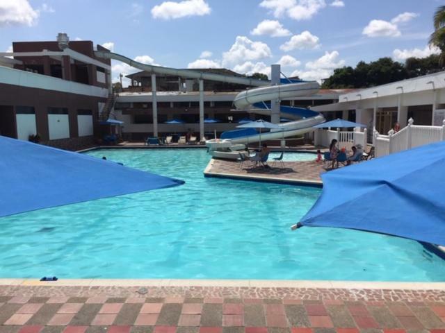 Plaza 3*
