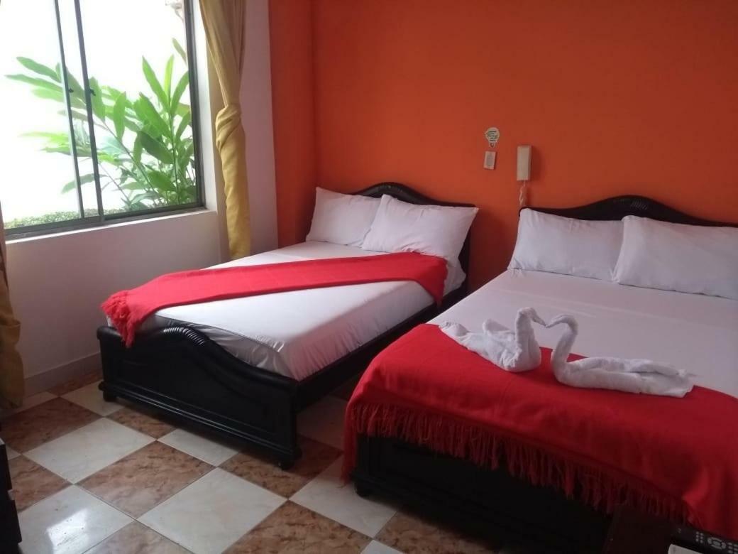 Leidy 4* Melgar