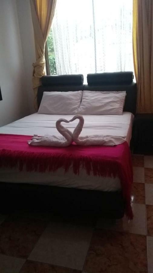 Leidy 4* Melgar