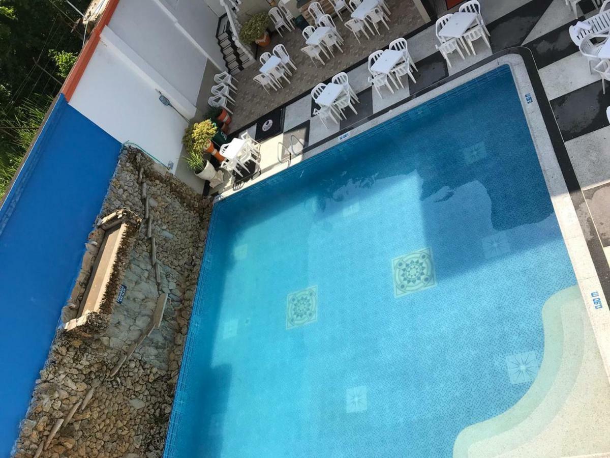 Leidy 4* Melgar