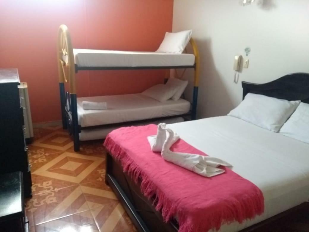 Leidy 4* Melgar