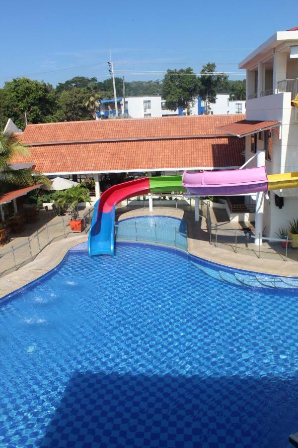 Hotel Y Restaurante Hasbleidy 3*