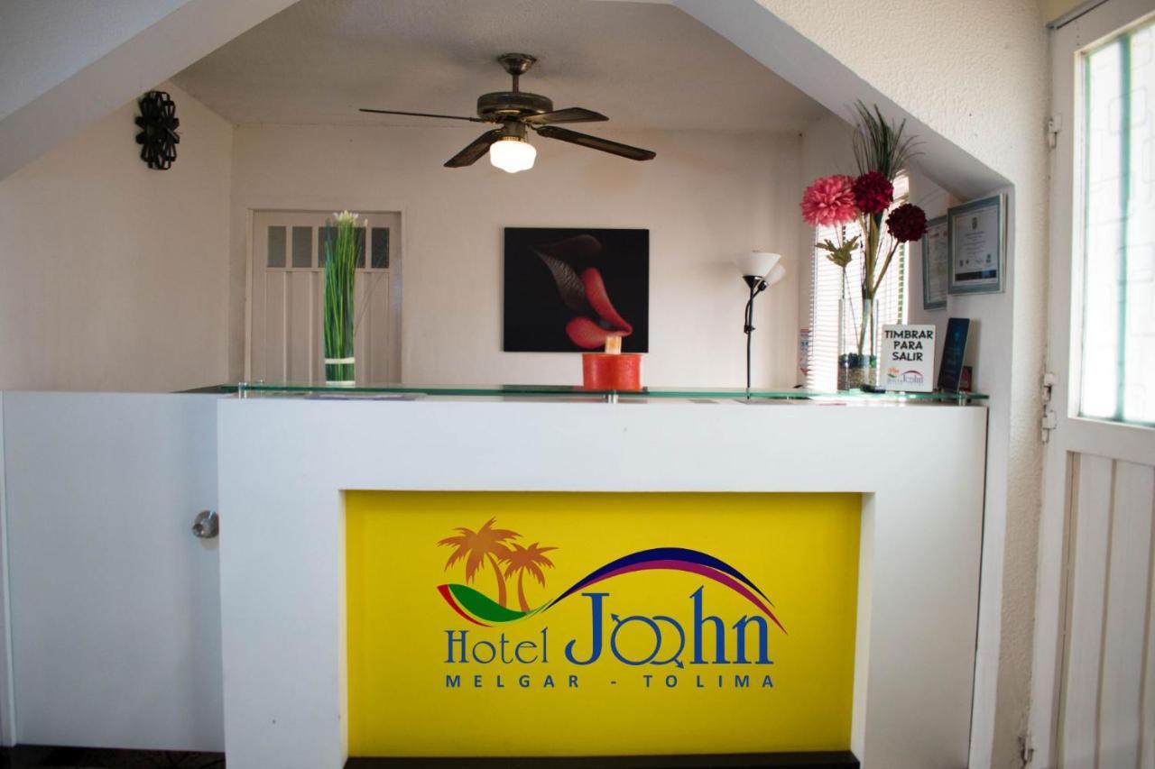 Hotel Joohn Almendros - Gay Only/ Solo Gay *