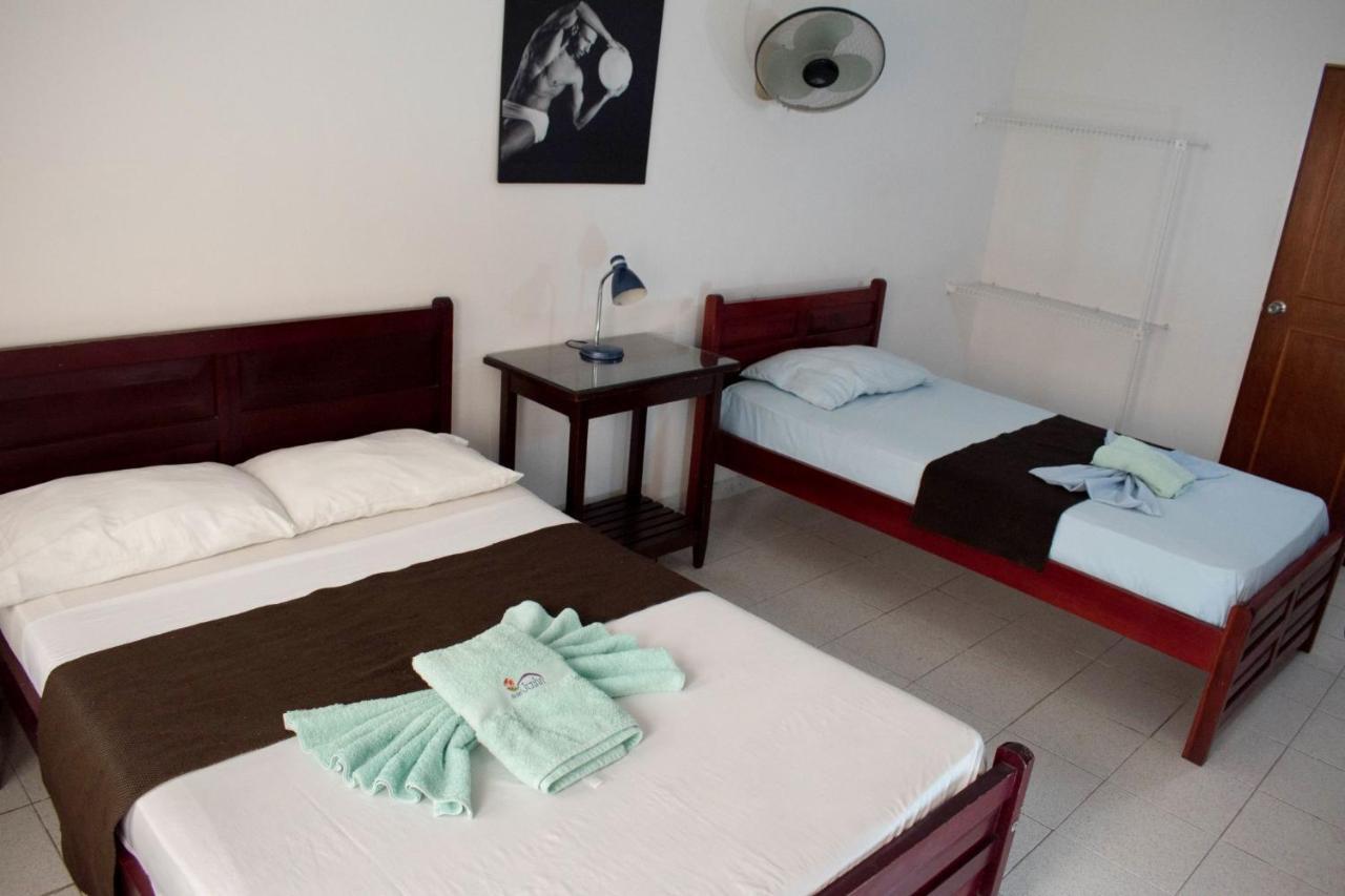 Hotel Joohn Almendros - Gay Only/ Solo Gay