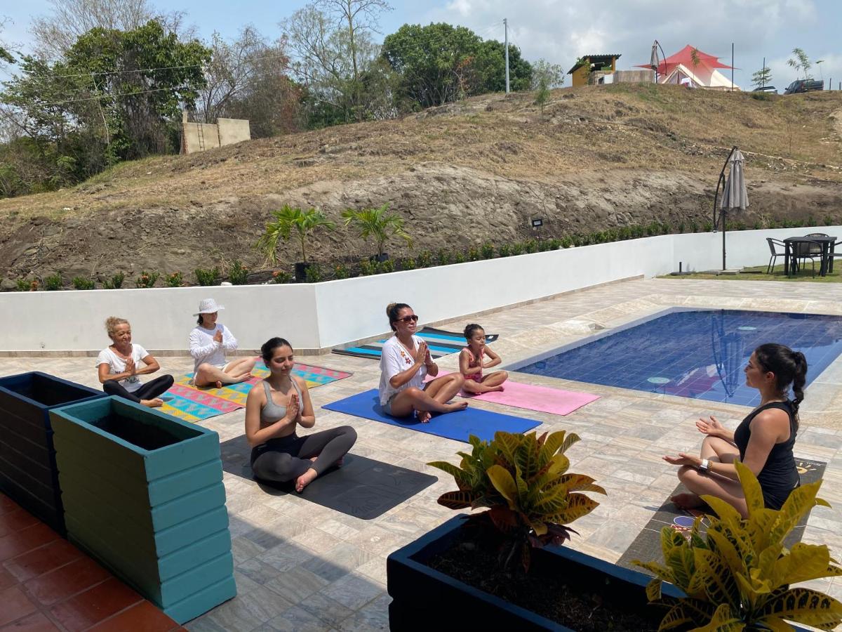 Mangoo Glamping *