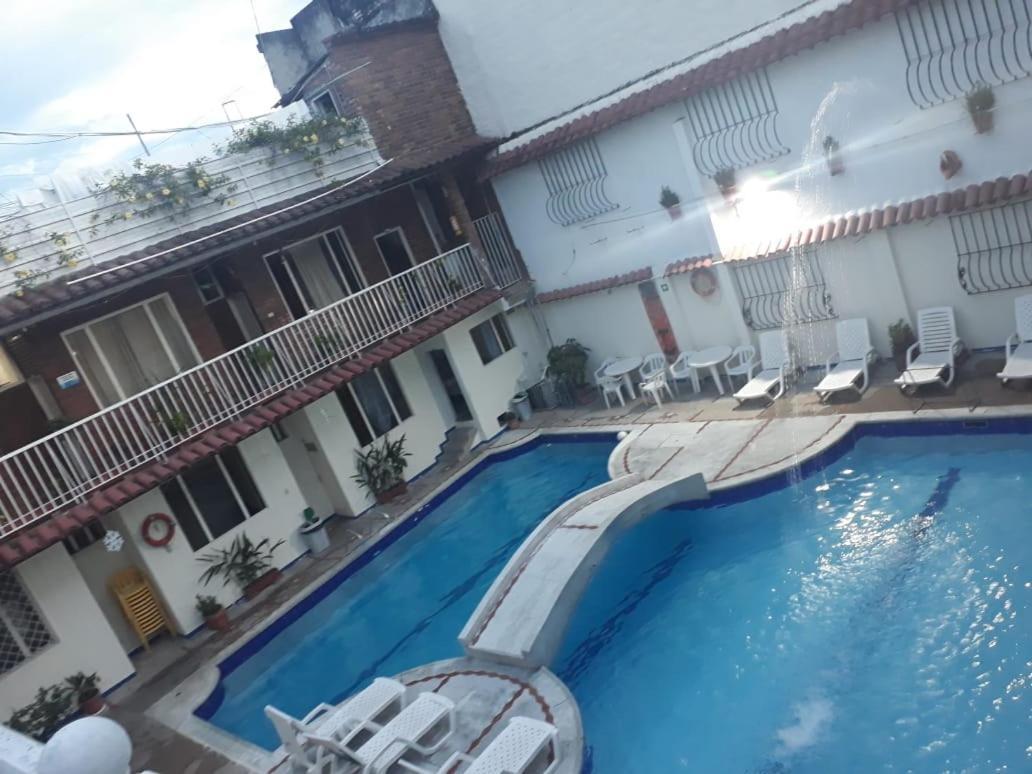 Hotel Piscina 3*